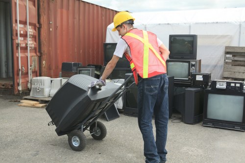 Commercial waste disposal services in Osterley